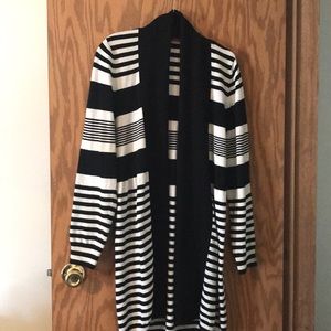 Cyrus Women's Open Front Long Sweater Size Large